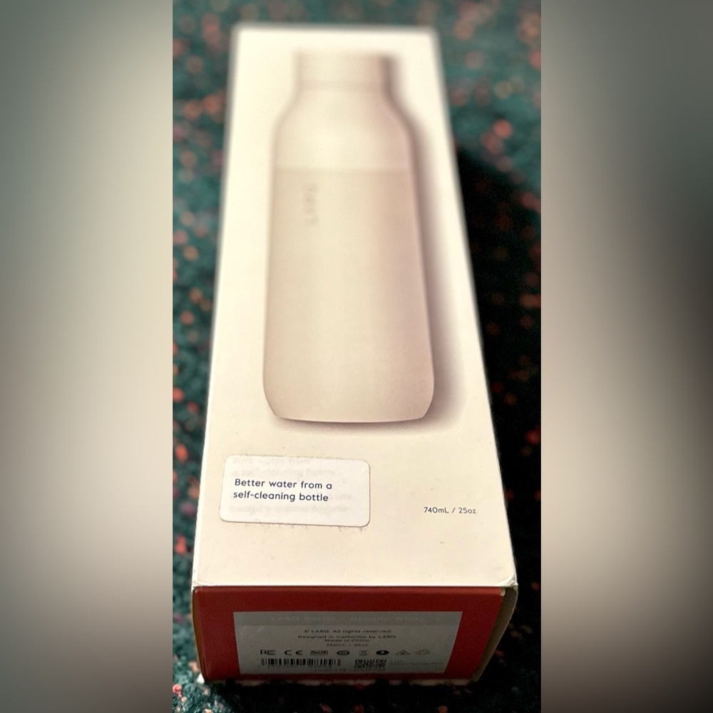 LARQ NWT Self Cleaning 25 oz Water Bottle in Granite White - Picture 8 of 13